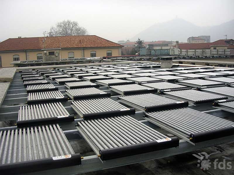 Grande solare termico / Large scale solar thermal installations 